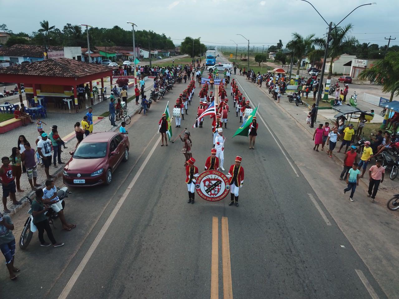 Junco do Maranhão fecha comemorações cívicas com um grande desfile